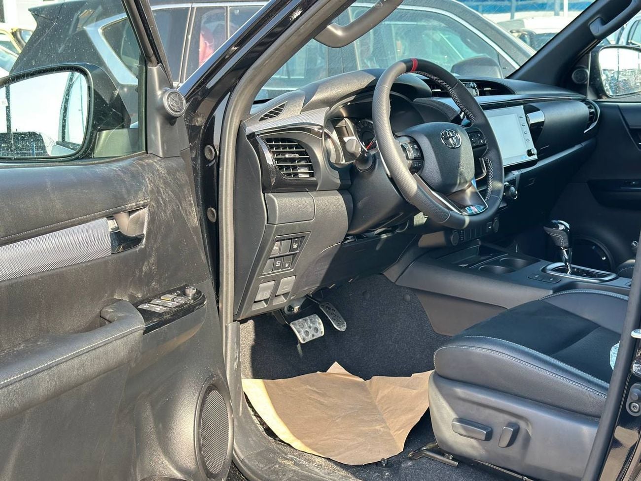 Toyota Hilux GR SPORT 2.8L 4X4 DSL A/T // 2026 // Full Option With DVD&360 Camera, Blind Spot, Leather & Power Seat