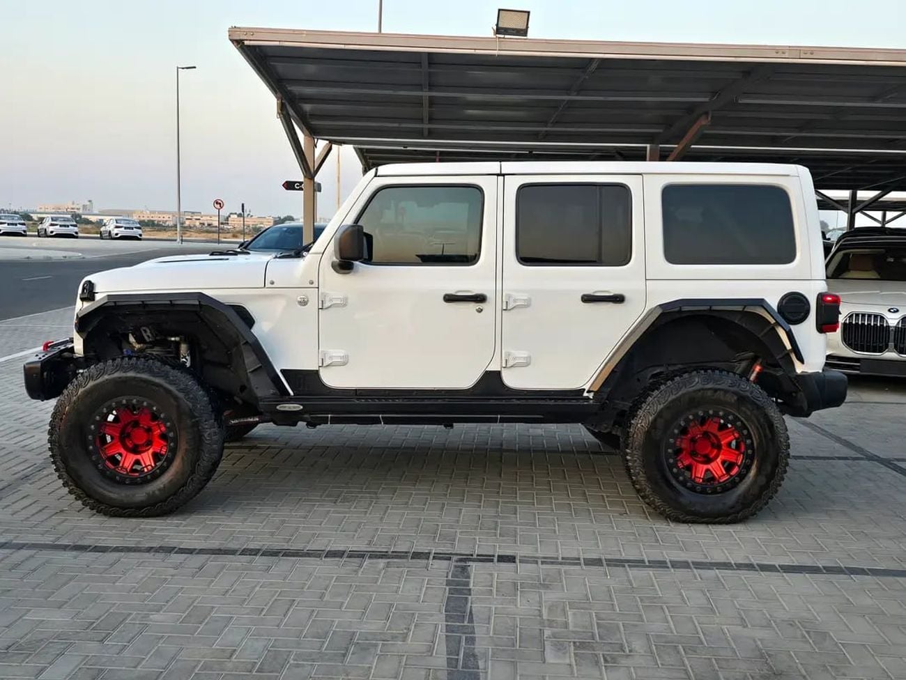 Jeep Wrangler Oscar Mike Edition - GCC Specs
