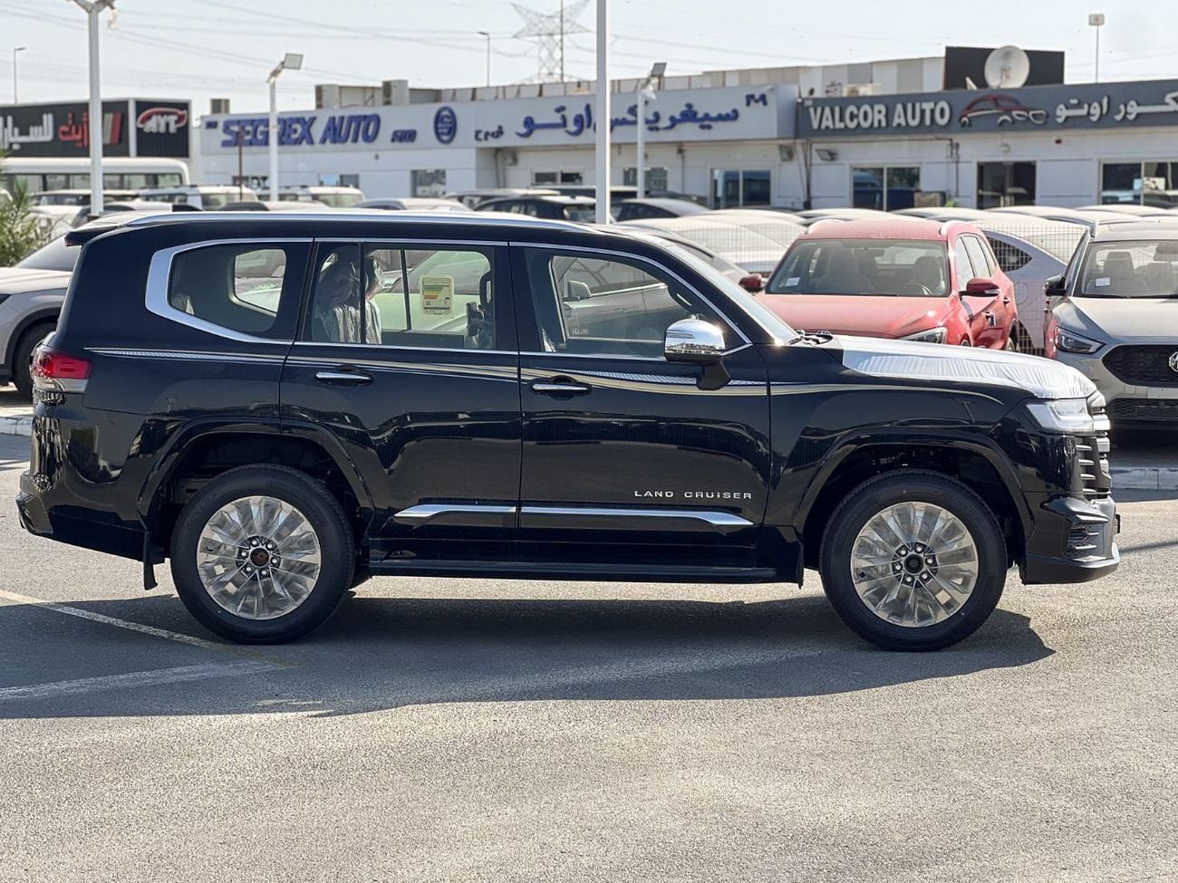 Toyota Land Cruiser EXPORT ONLY - 2026 LC300 VX 4.0L (Black Interior) (GCC Specification)