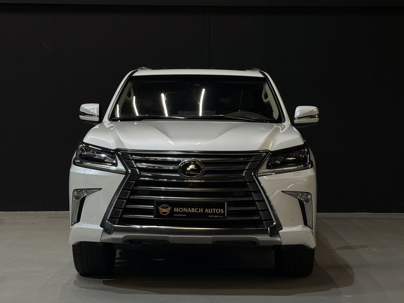 لكزس LX 570 SIGNATURE 2020 Lexus LX 570 Platinum | GCC | 61,000 KM | V8