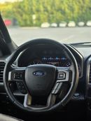 Ford Expedition XLT LTH Ford Expedition XLT 2018 GCC Specs | Full service history available | Orginal paint | Single owner
