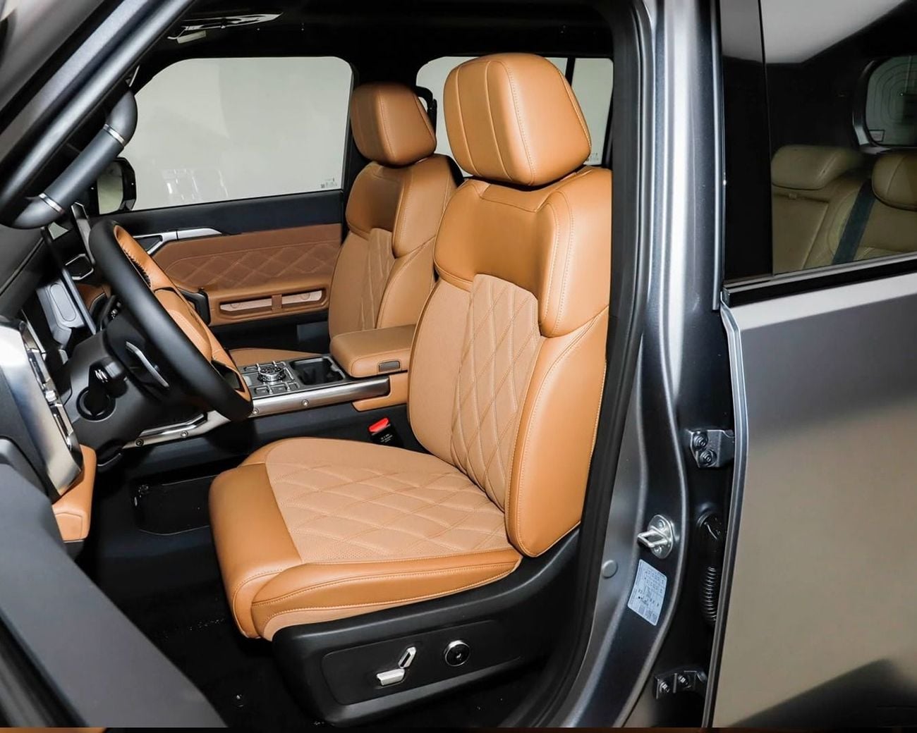 Jetour T2 LUXURY PLUS l XWD | Export Only | Brand New | AED 101,999