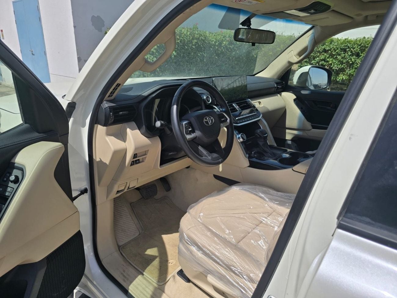 Toyota Land Cruiser GXR 2024 TWIN TURBO FULL OPTION 3.3L FULL OPTION