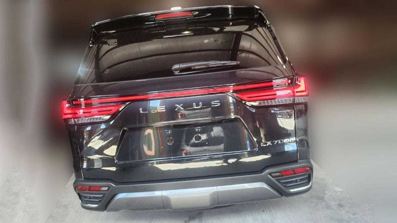 Lexus LX700h SIGNATURE | 2-YEAR WARRANTY + SERVICE AVAILABLE | IN-HOUSE FINANCING