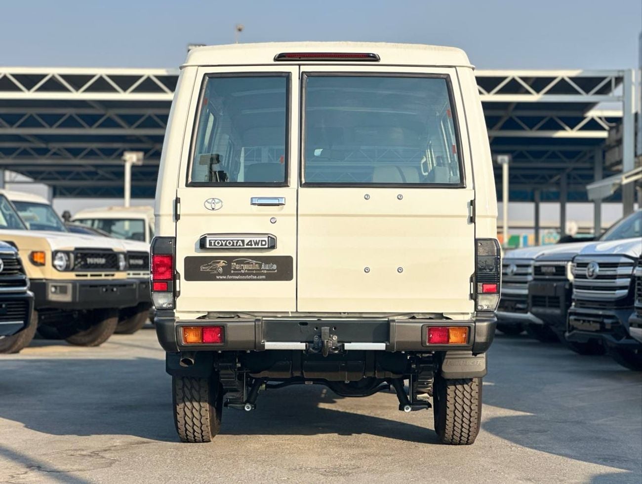 تويوتا لاند كروزر 70 LC 78 2.8L DSL M/T