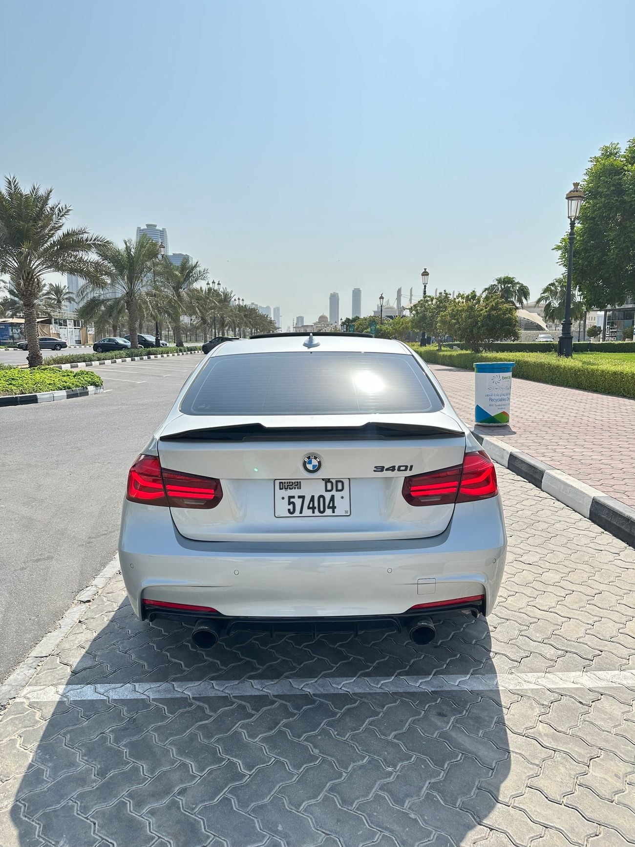 بي أم دبليو 340i M سبورت