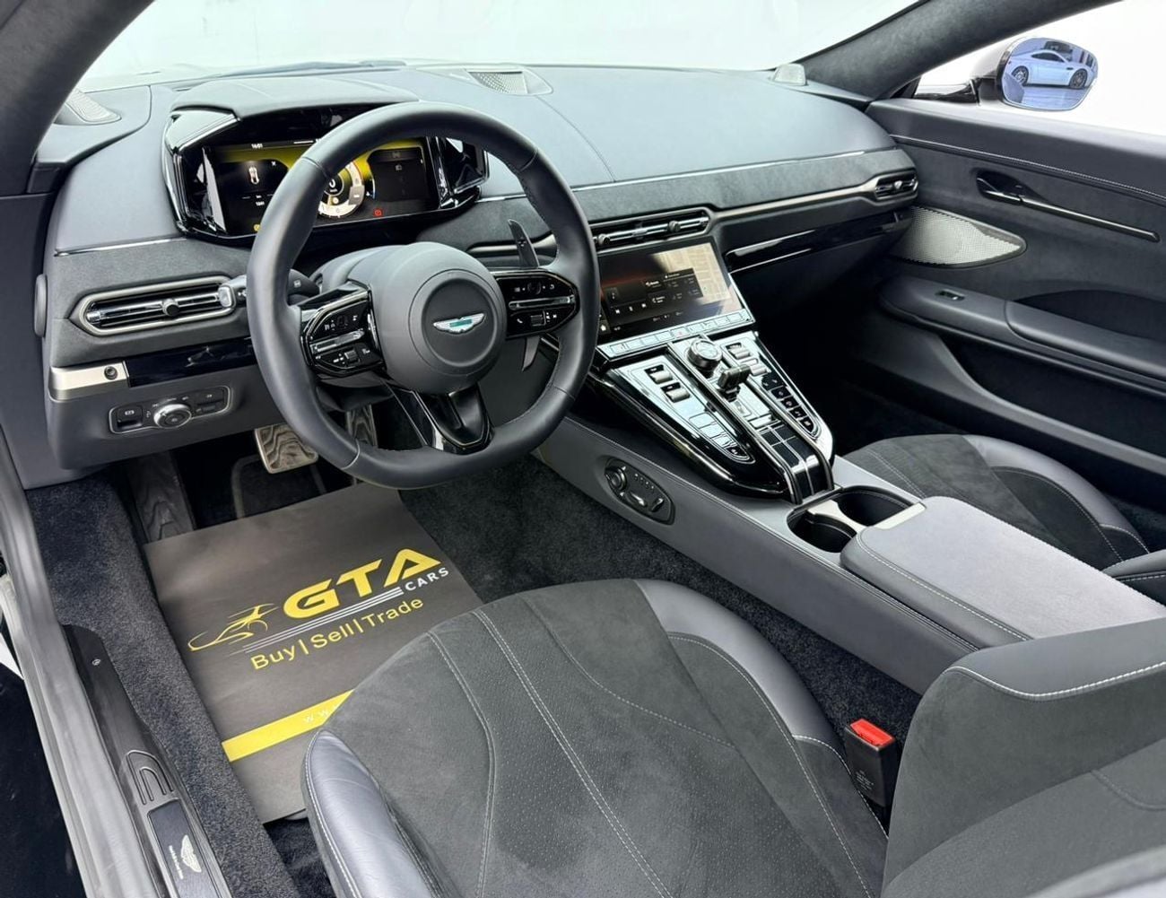 Aston Martin Vantage STANDARD 2025 Aston Martin Vantage V8, Aston Martin Warranty+Service Contract+Full Service History, GCC Specs
