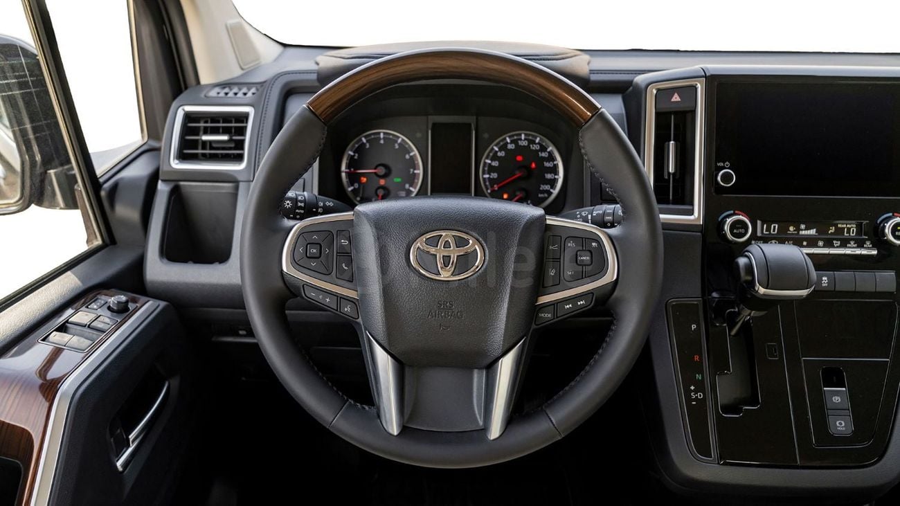 Toyota Granvia PREMIUM