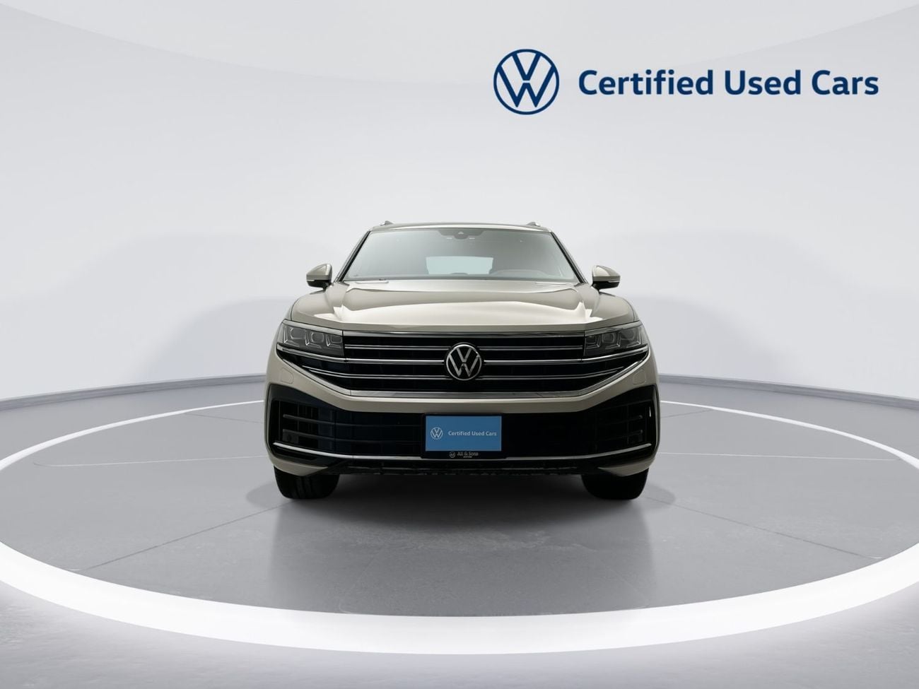 فولكس واجن طوارق ELEGANCE Touareg Elegance++ 3L | Ex-Demo | Coventry 19" Black Alloys | Varenna Leather | Massage Seats | Head