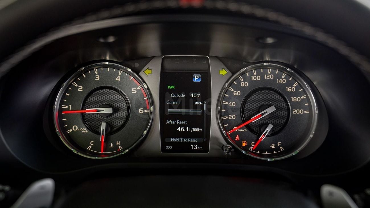 تويوتا هيلوكس GR SPORT TOYOTA HILUX DC