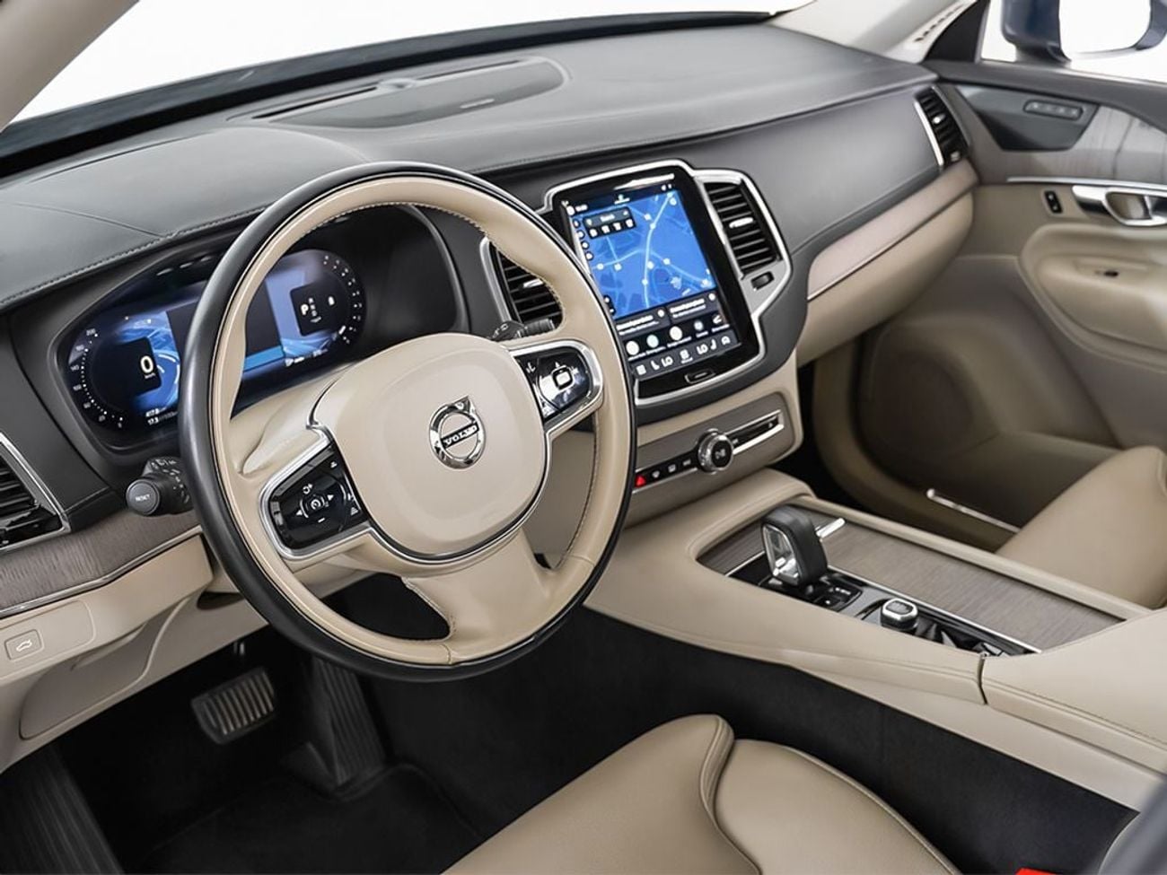 فولفو XC 90 بلس برايت