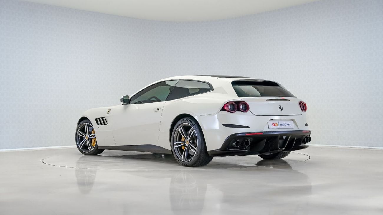 Ferrari GTC4