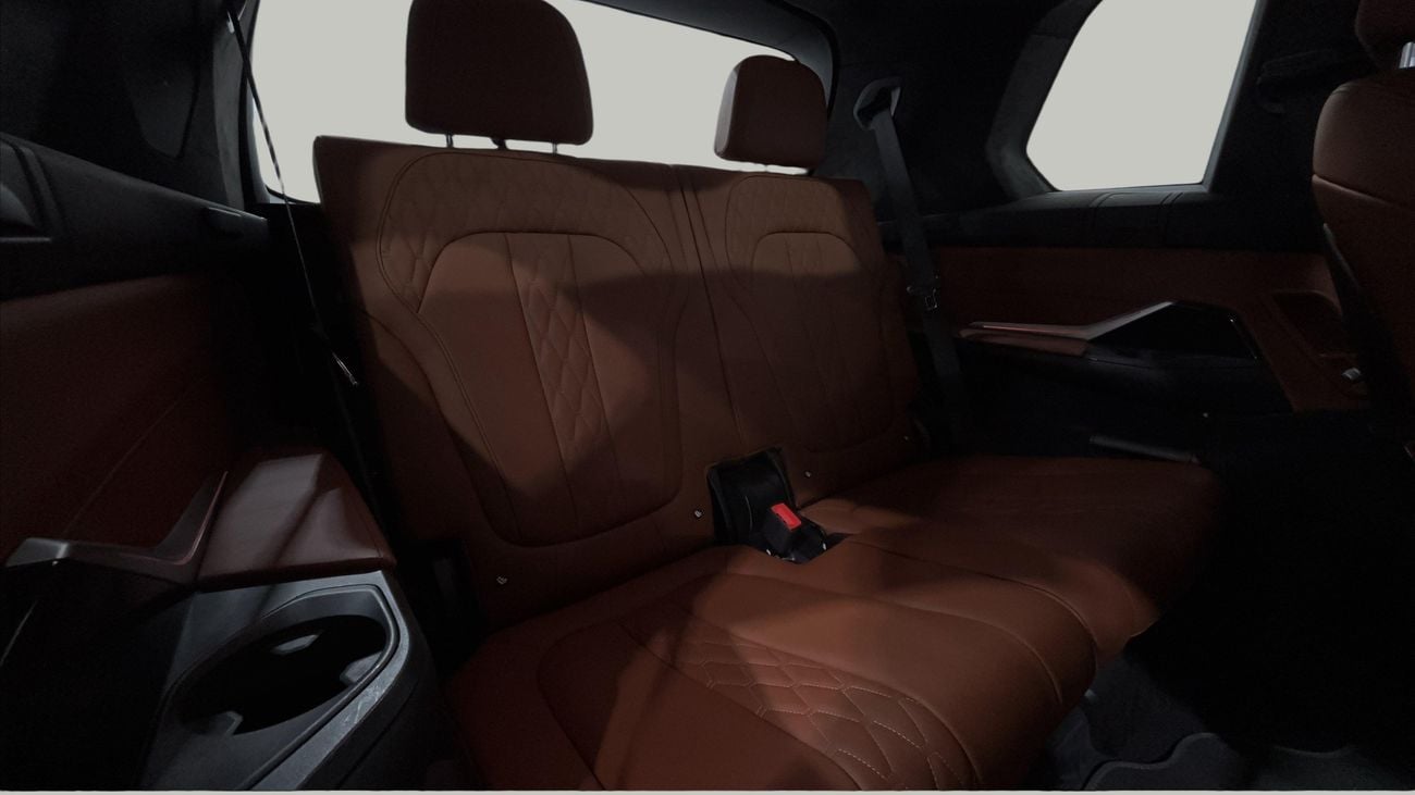 BMW X7 M50i 2022 | AED 3468/Month | 0 DP | 30 Day Return | Warranty | Service History