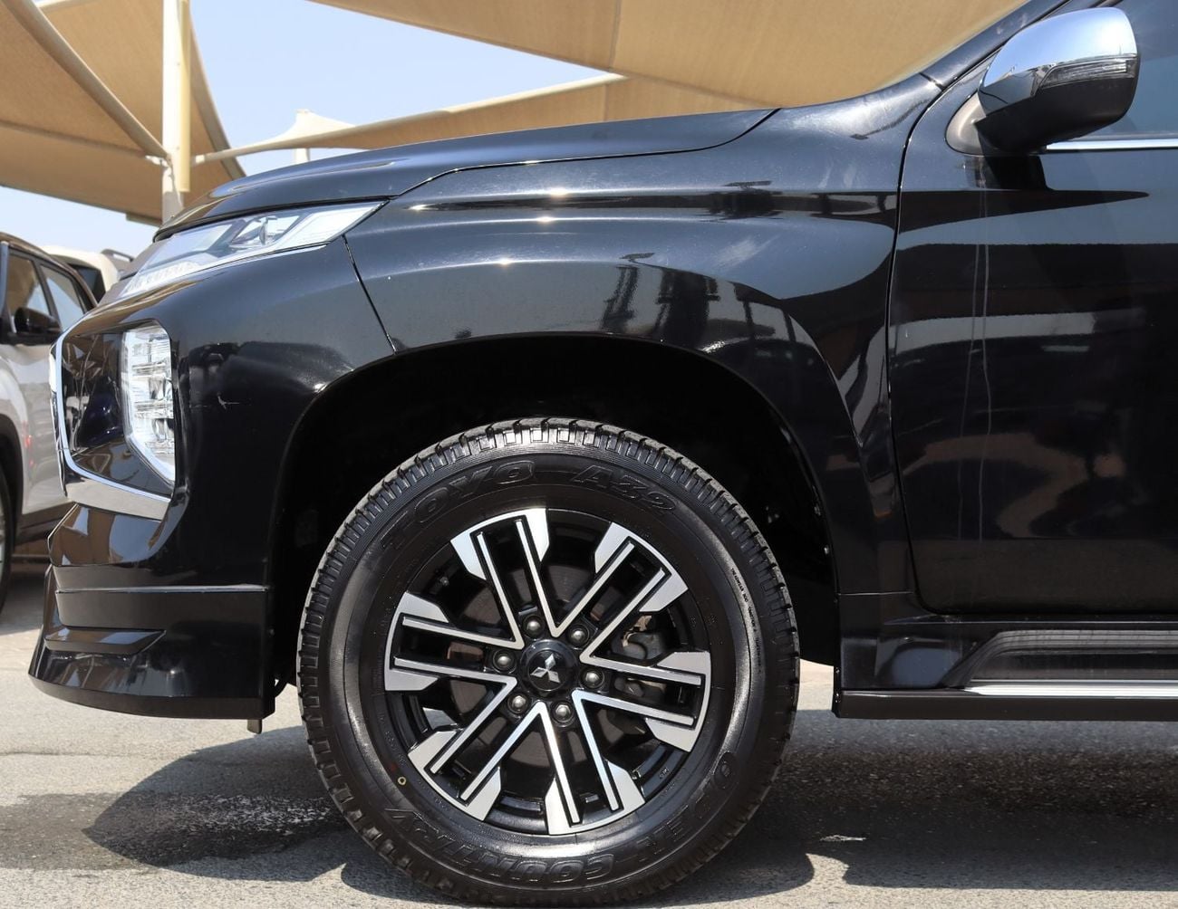 Mitsubishi Montero Sport GLS HIGHLINE ACCIDENTS FREE - GCC - PERFECT CONDITION INSIDE OUT - ORIGINAL PAINT -