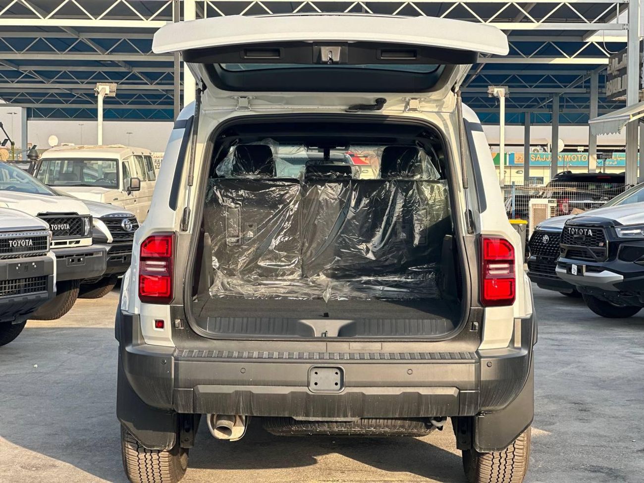 Toyota Land Cruiser