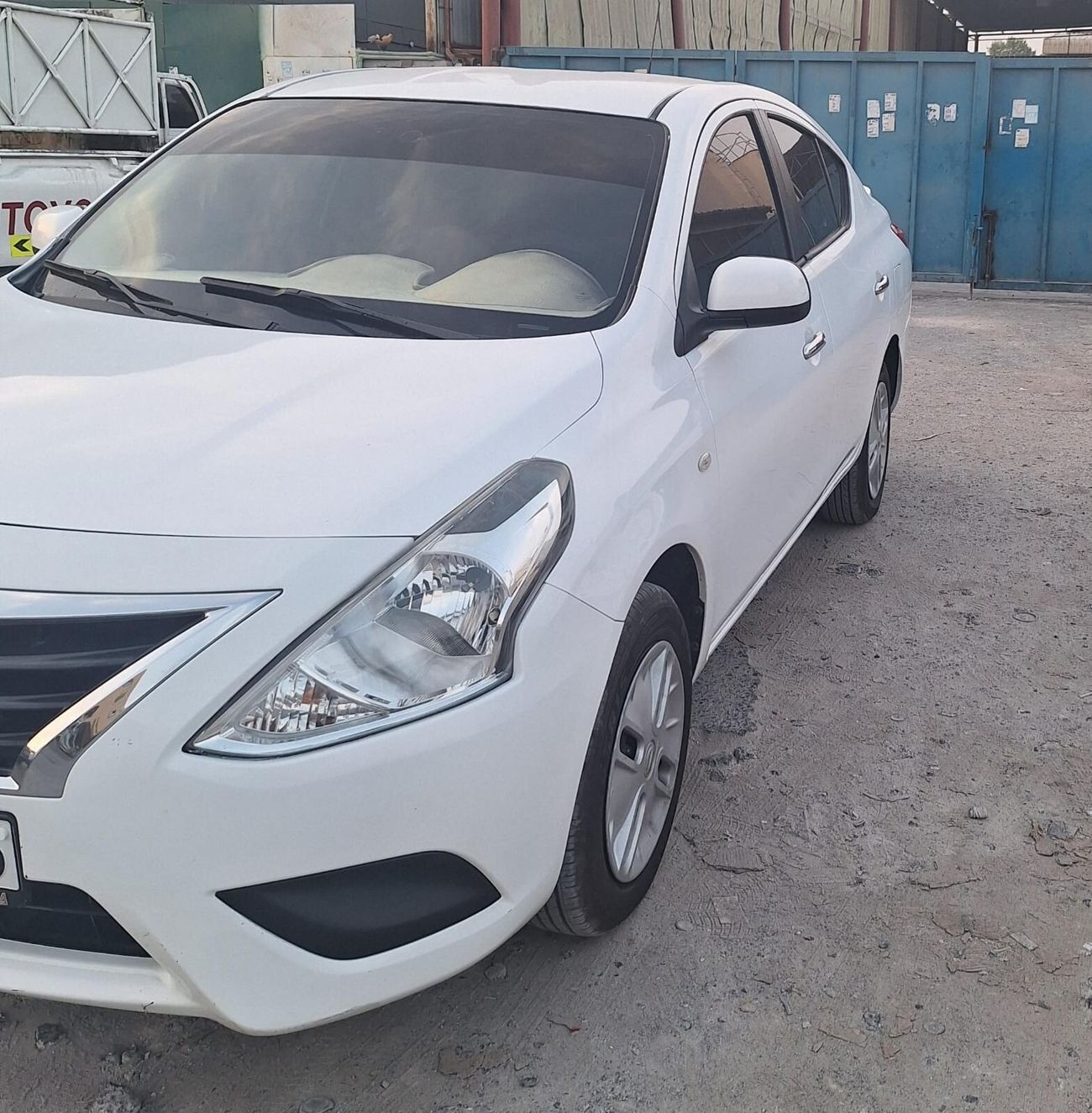Nissan Sunny SV