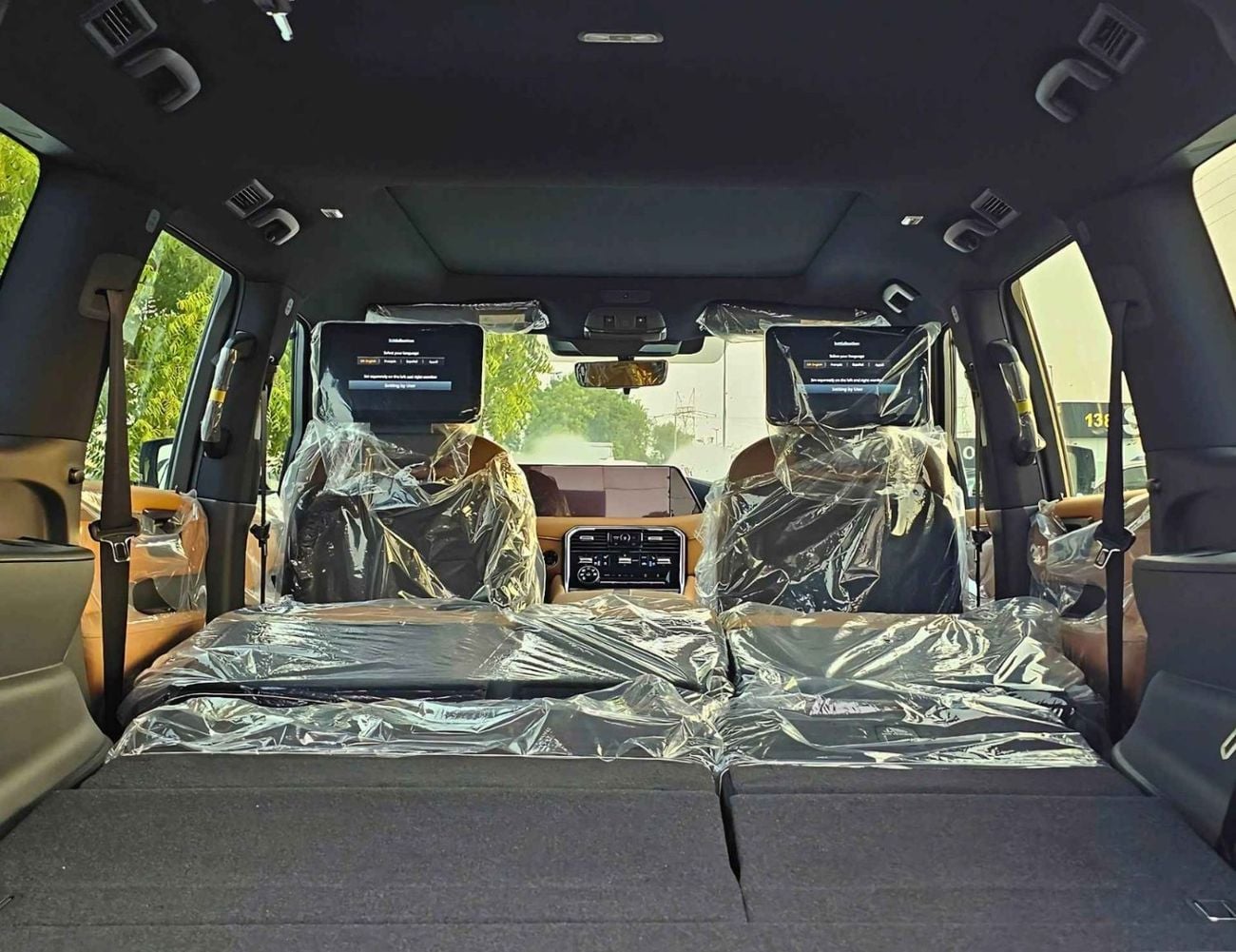 Nissan Patrol NISSAN PATROL SE PLATINUM || FULL OPTION | PETROL AT 3.8L V6 4WD (CODE # NPSEP) PLATINUM BLACK 2026