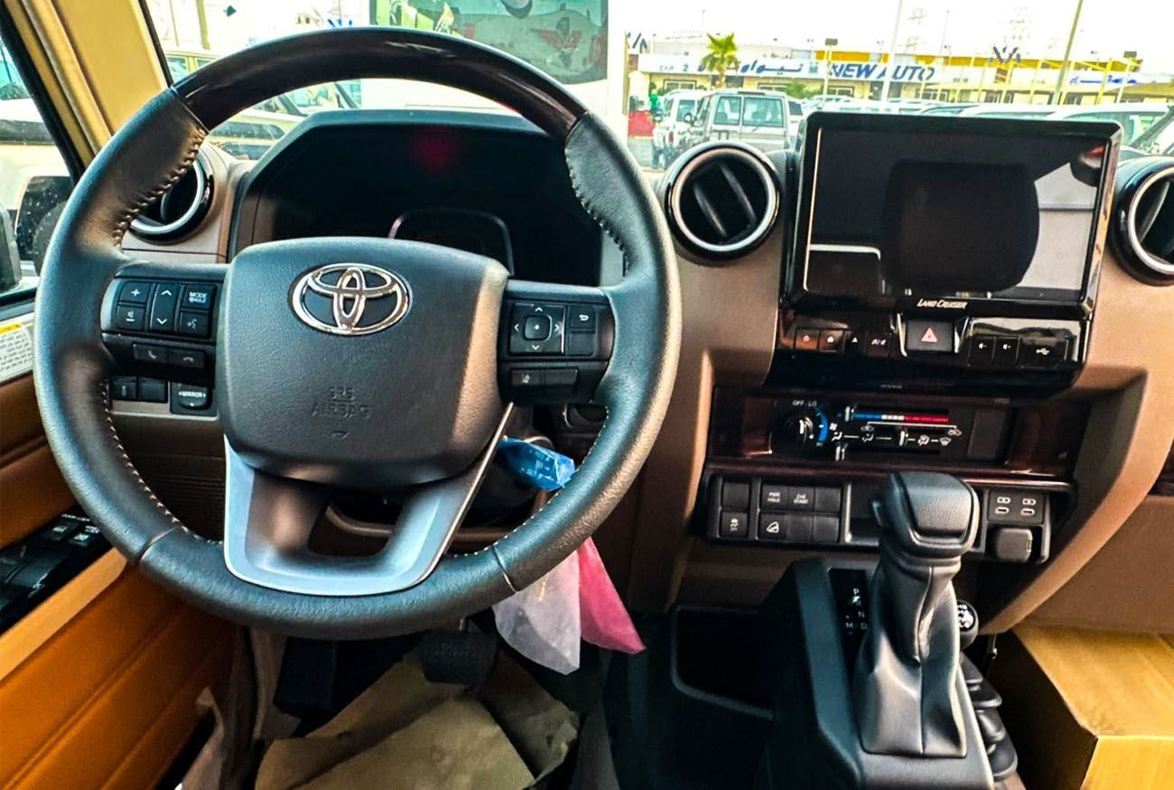 Toyota Land Cruiser 70 LC79 LX