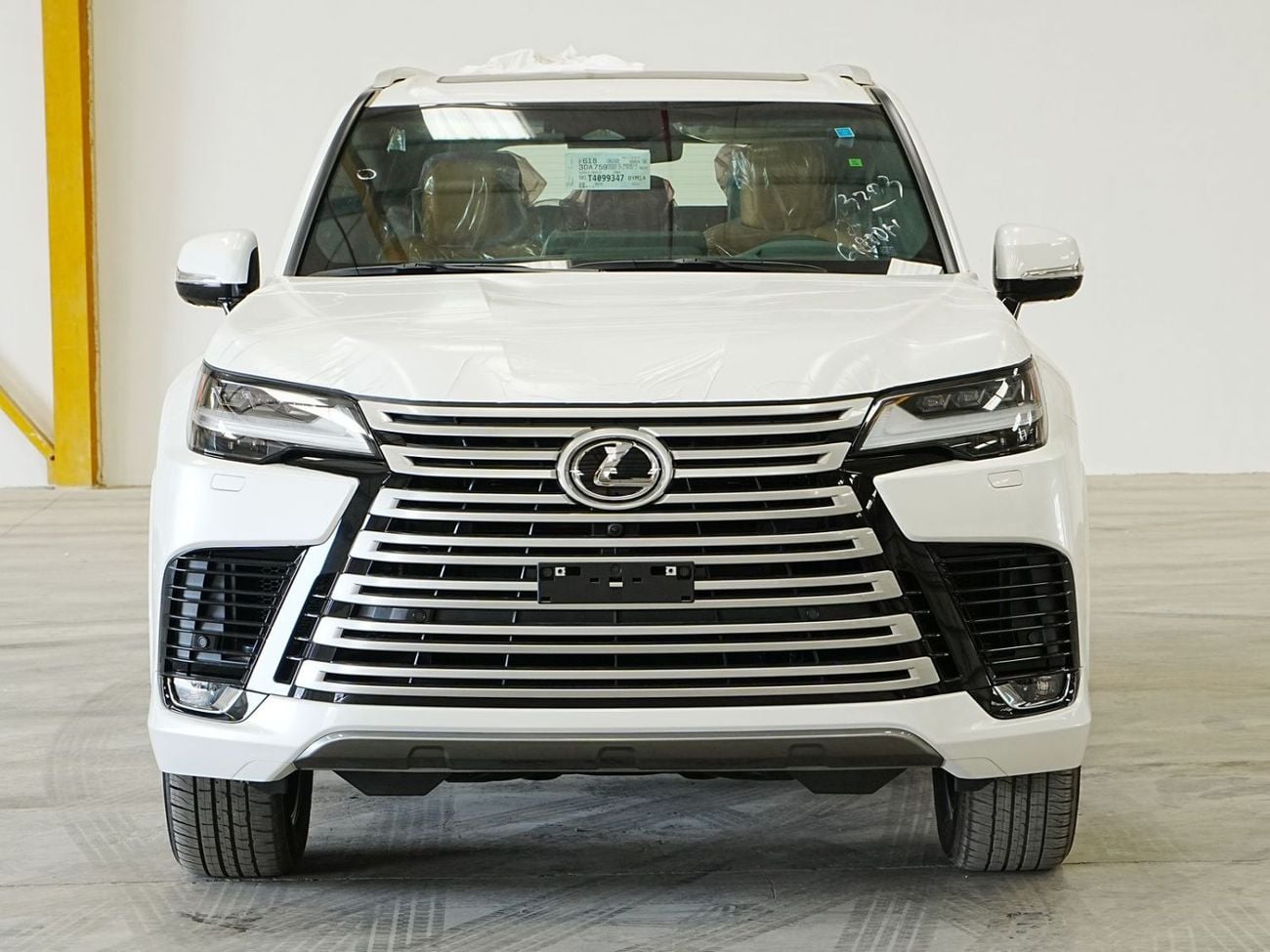 لكزس LX 600 SIGNATURE