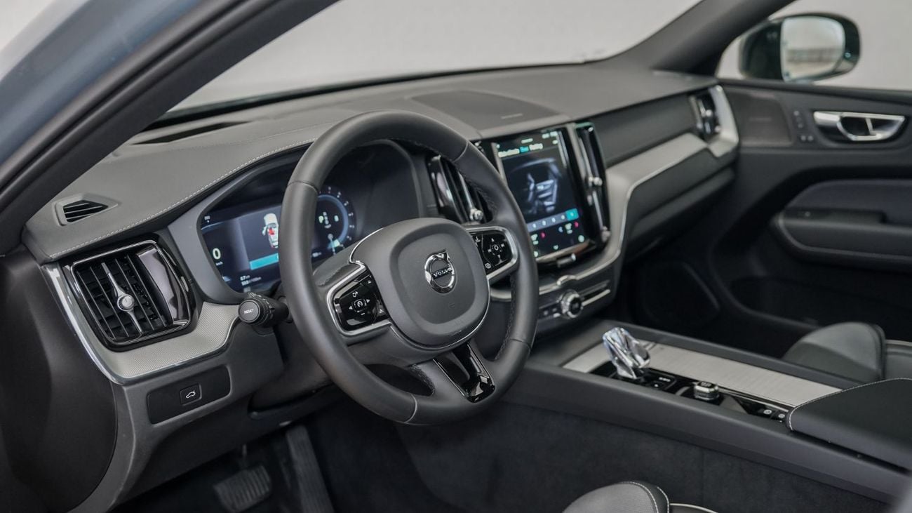 Volvo XC60 B5 Ultimate Dark