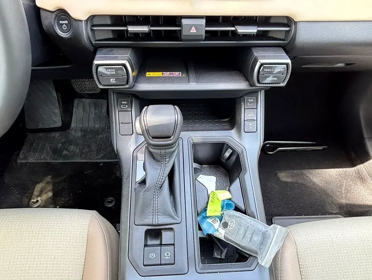 Toyota RAV4 XLE RAV4 XLE WITH RADAR GCC Specs