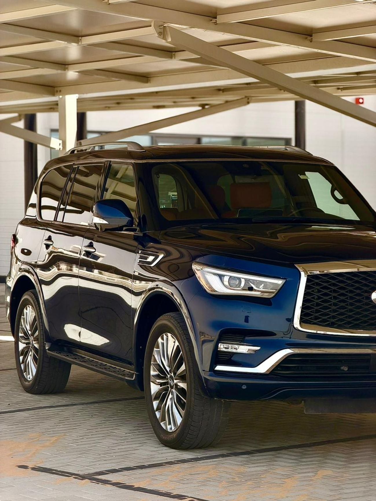 إنفينيتي QX80 لوكس سينسوري