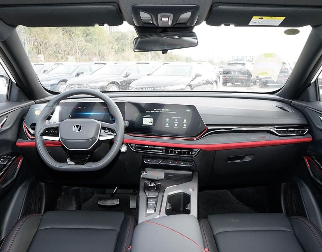 تشنجان x5 بلس بيوند برو الماركة: شانجان، الموديل: X5 Plus، نوع الهيكل: سيارة رياضية متعددة الاستخدامات (SUV) بخمسة أبواب وخم