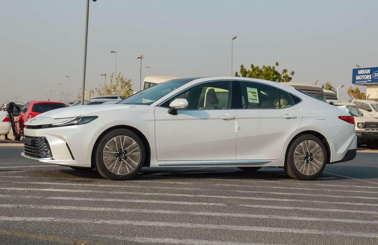 تويوتا كامري GLE HEV 2.5L FWD SEDAN 2026