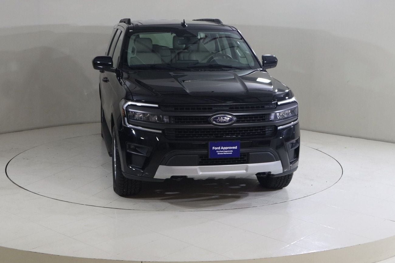 Ford Expedition XLT XT224 / AL TAYER MOTORS/AL QOUZ SHOWROOM