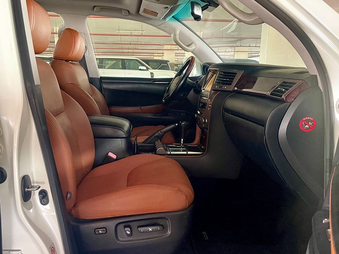Lexus LX570 TOP | Full option | Al Futtaim
