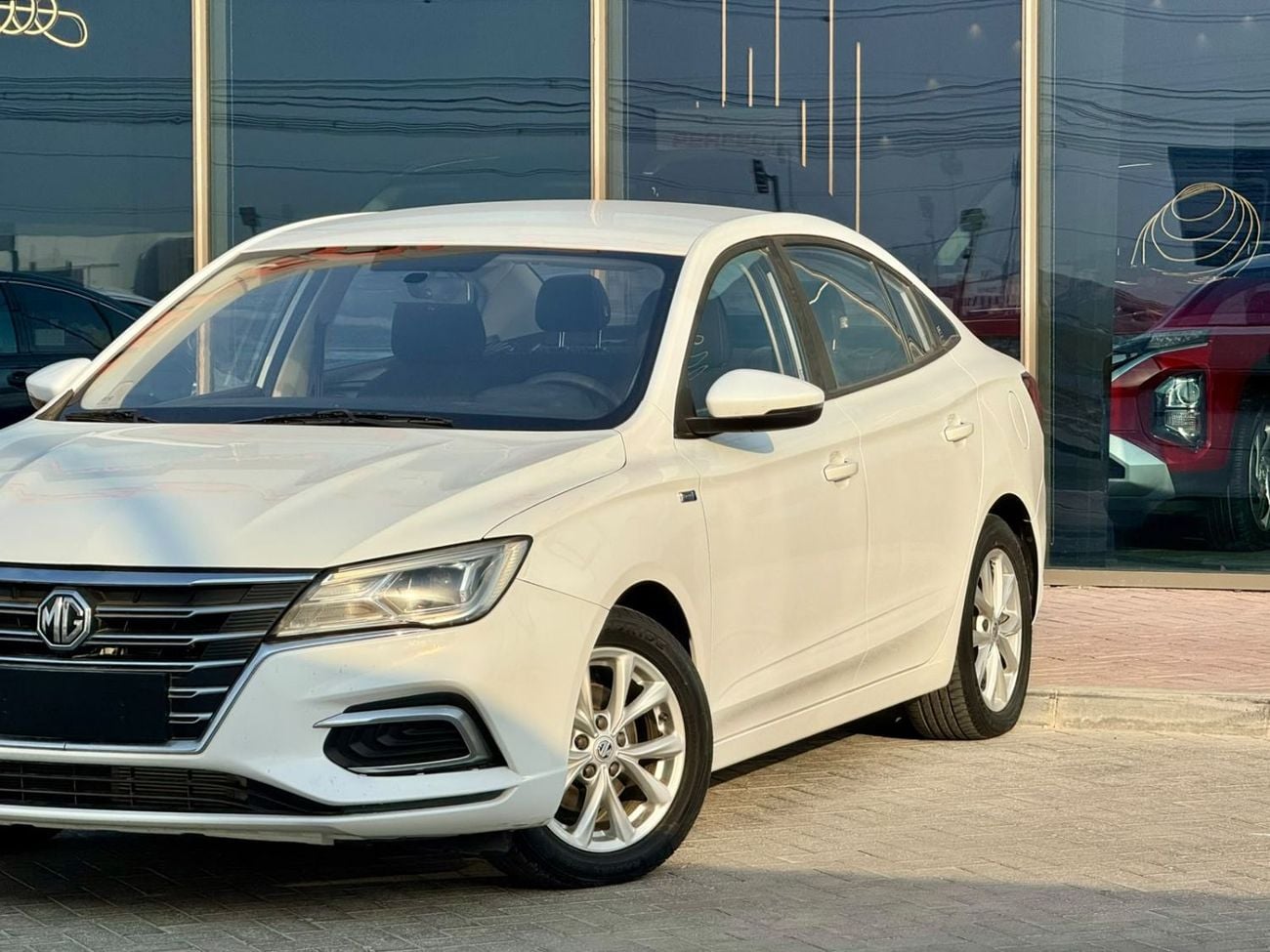 MG 5 COMFORT MG 5 Comfort 2023 GCC Specs -395-Monthly l Camera, GPS l Accident Free