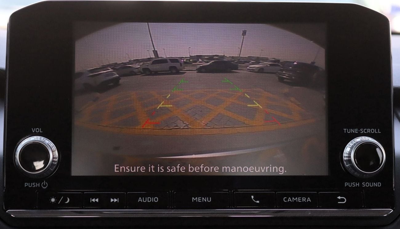 Mitsubishi Outlander GLX MIDLINE ACCIDENTS FREE - GCC - M LINE - ENGINE 2500 CC - PERFECT CONDITION INSIDE OUT