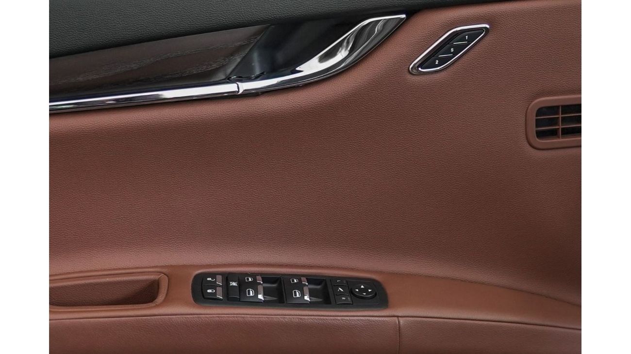 Maserati Quattroporte Base