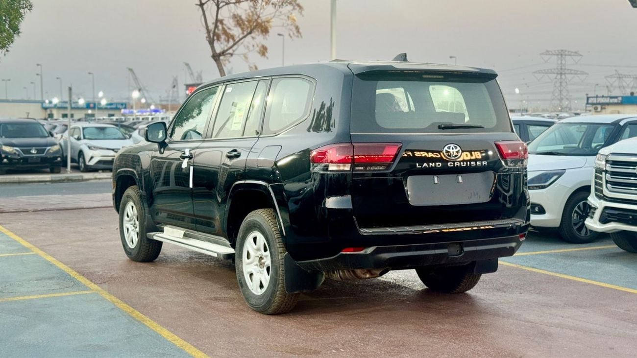 Toyota Land Cruiser GXR BASIC BLACK INTERIOR 2025