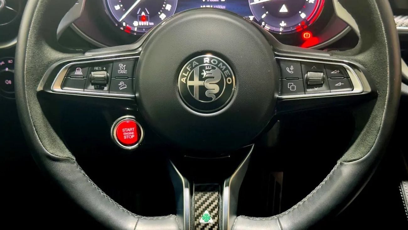 ألفا روميو ستيلفيو QUADRIFOGLIO | ٢٠٢٤ | عطلة نهاية أسبوع ألفا | ١٨-٢١ سبتمبر | ضمان وخدمة جارجاش | تأمين مجاني | تمويل ابتداءً من ٠
