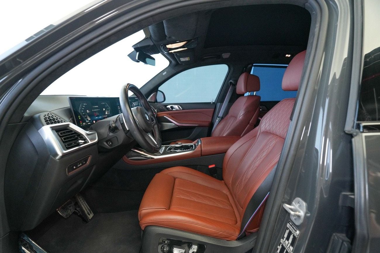 BMW X7 M60i XDRIVE