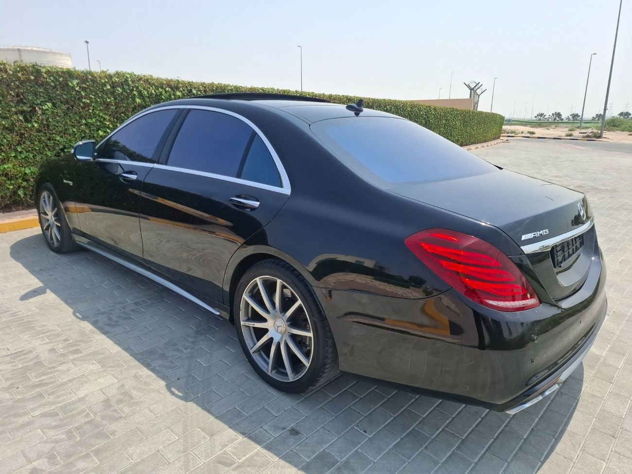 مرسيدس بنز S 63 AMG STANDARD