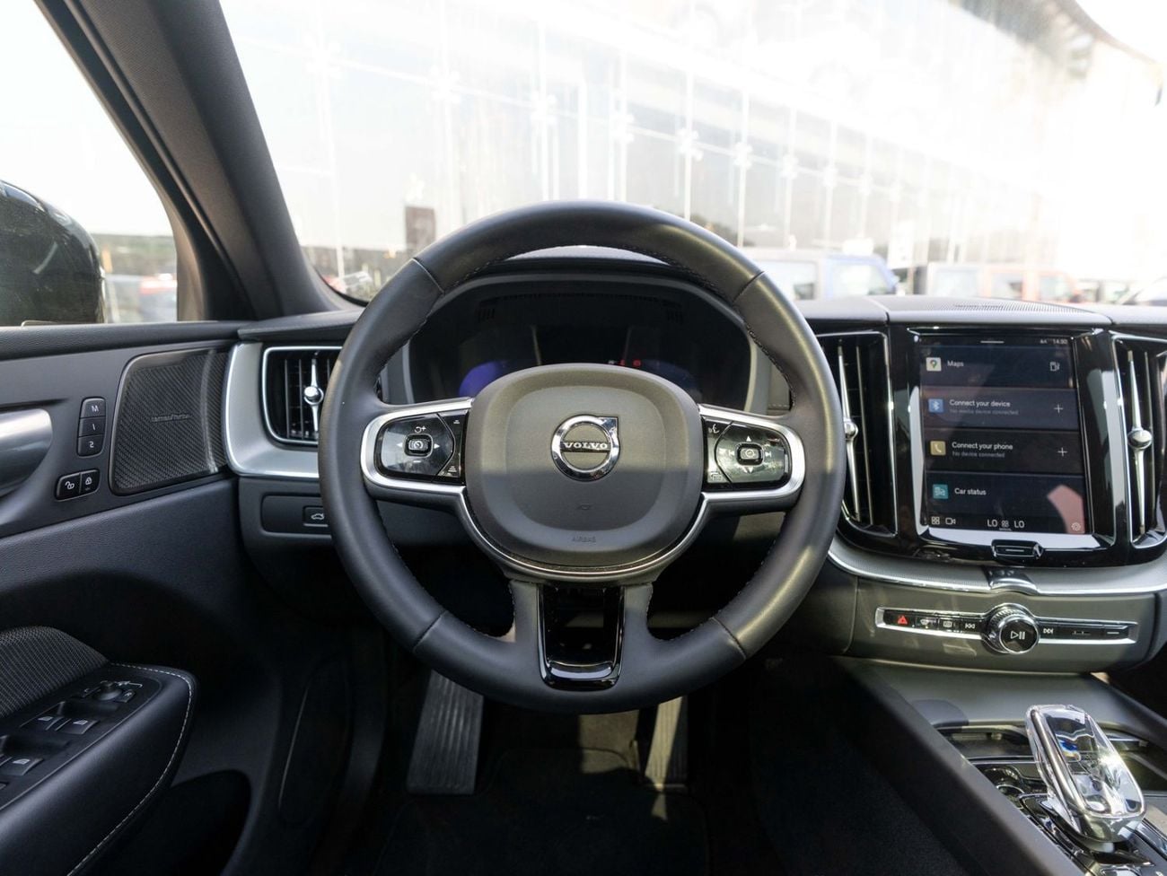 Volvo XC60 ULTIMATE DARK Volvo XC60 B5 2024 GCC specs