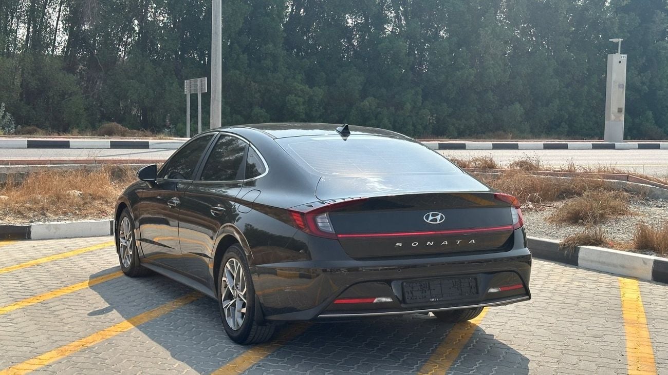 هيونداي سوناتا ب إس إي