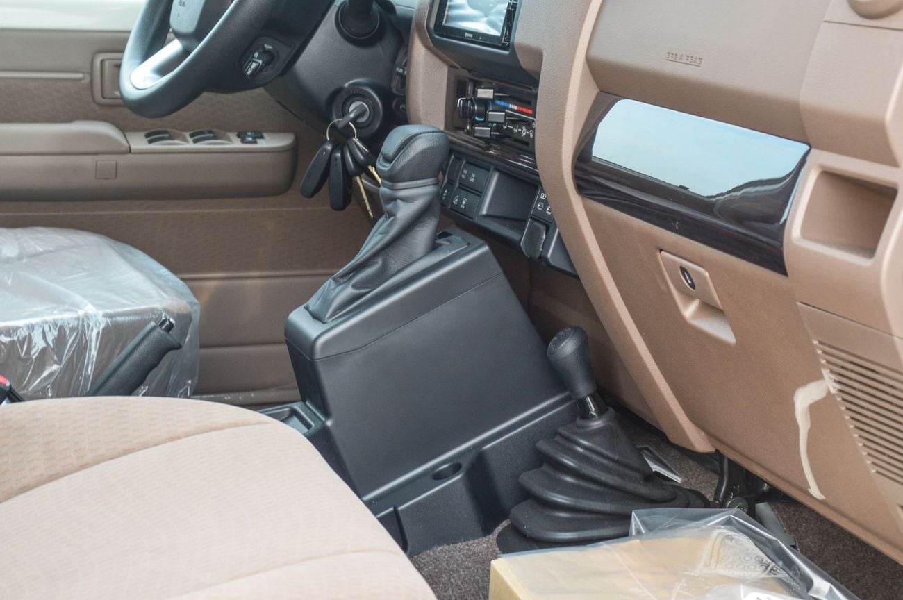 تويوتا لاند كروزر 70 LC76 LX 2.8L 4WD SUV 2026