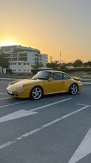 Porsche 911 CARRERA