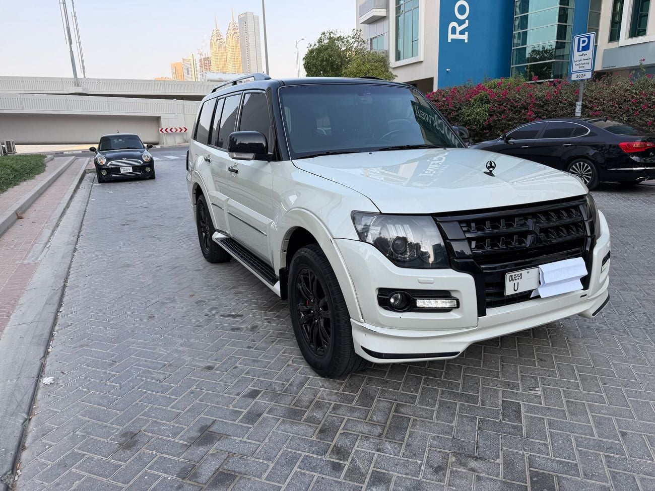 Mitsubishi Pajero GLS H/L SIGNATURE EDI
