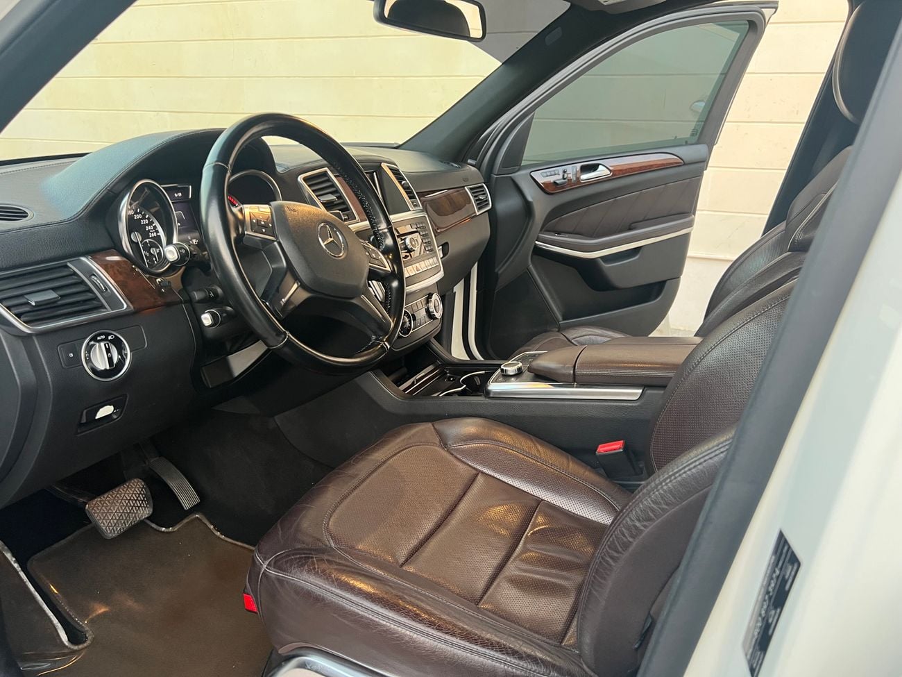 Mercedes Benz GL500 STANDARD