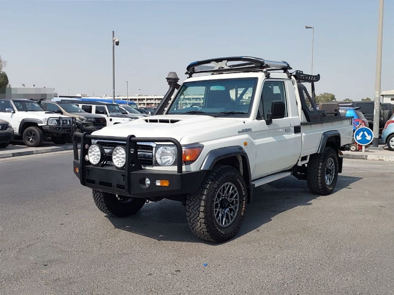Toyota Land Cruiser Pick Up
