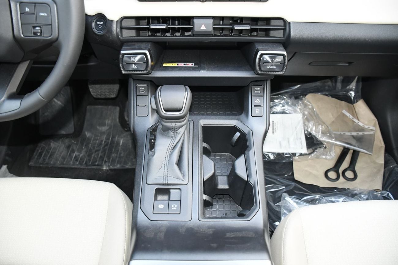 Toyota RAV4 ADVENTURE 2.5L WITH RADER (READY STOCK)