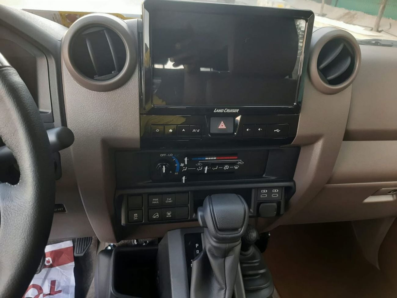 Toyota Land Cruiser 70 LC76 LX