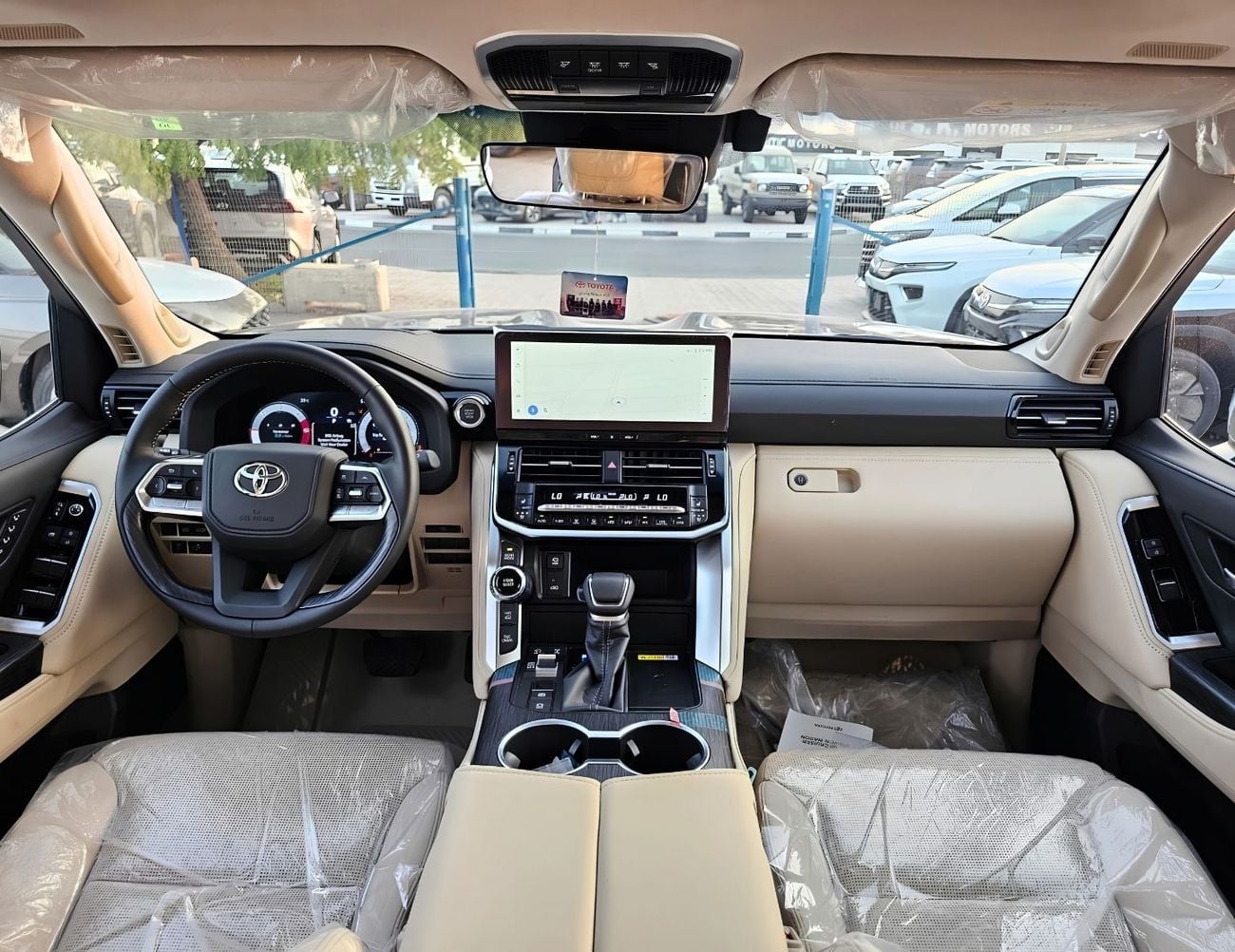Toyota Land Cruiser VXR TWIN TURBO LC300 WITH AERO KIT || 3.5L PETROL V6 A/T 4WD | FULL OPTION (CODE # VXRSAA)