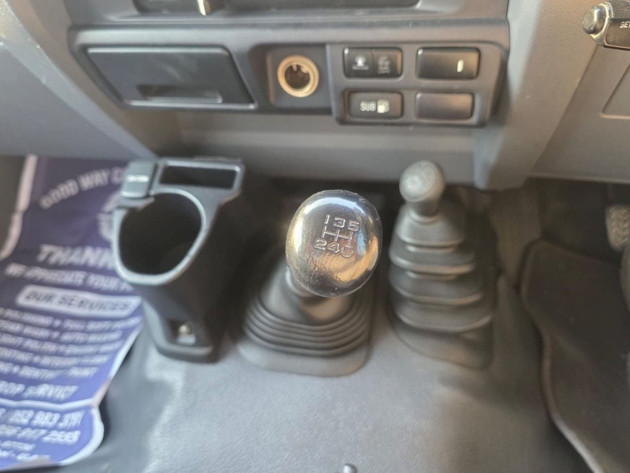 Toyota Land Cruiser Pick Up LX AC PWR OPT