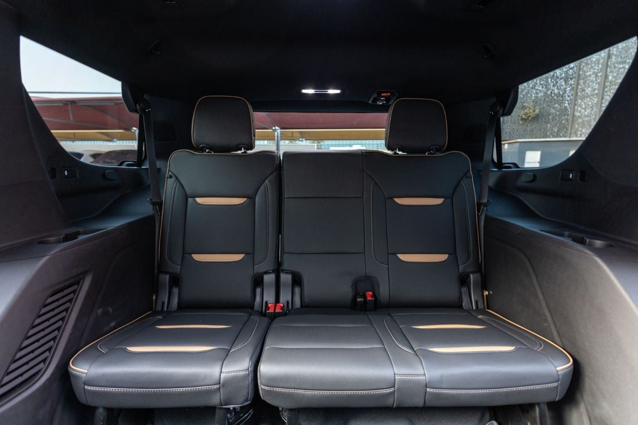 GMC Yukon AT4 GMC Yukon AT4 6.2L (LOW MILEAGE) 2022 GCC | Agency Warranty