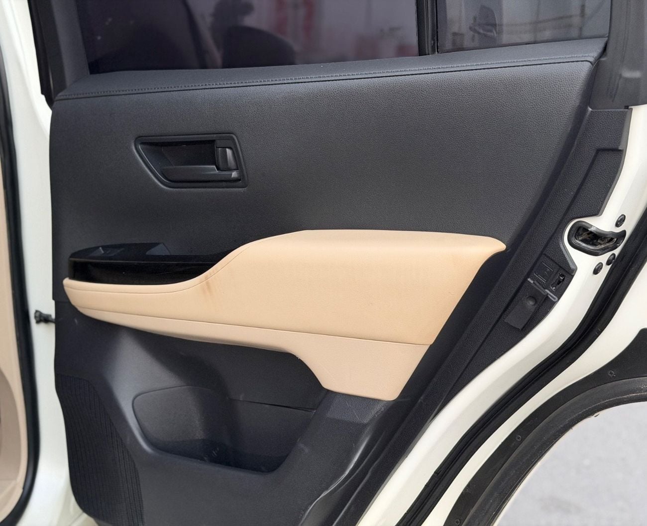 Toyota Land Cruiser GXR 2022 Diesel 3.3L Twin turbo Pull Option